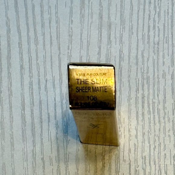 Yves Saint Laurent Slim Rouge Pur Couture Sheer Matte #108 - Picture 4 of 10